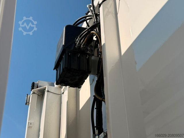 Box truck MAN TGM 26.320 6x2/4 Getränkefahrzeug Wingliner LBW