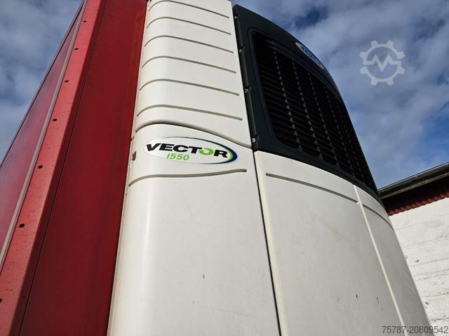 Kühlauflieger SCHMITZ CARGOBULL Tiefkühler City, 2. Achse drehbar, Carrier 1550