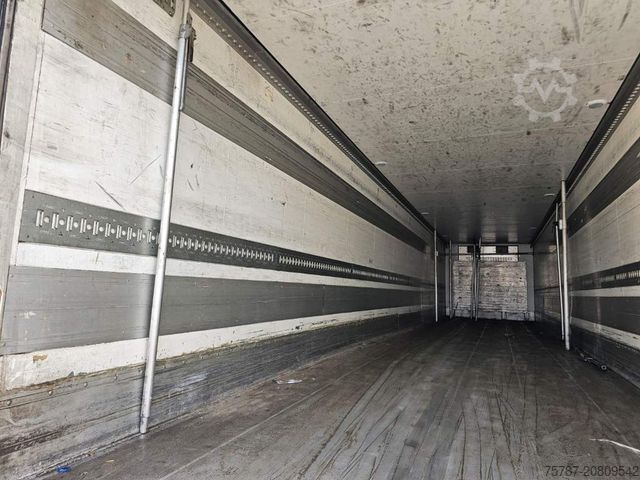 Kühlauflieger SCHMITZ CARGOBULL Tiefkühler City, 2. Achse drehbar, Carrier 1550