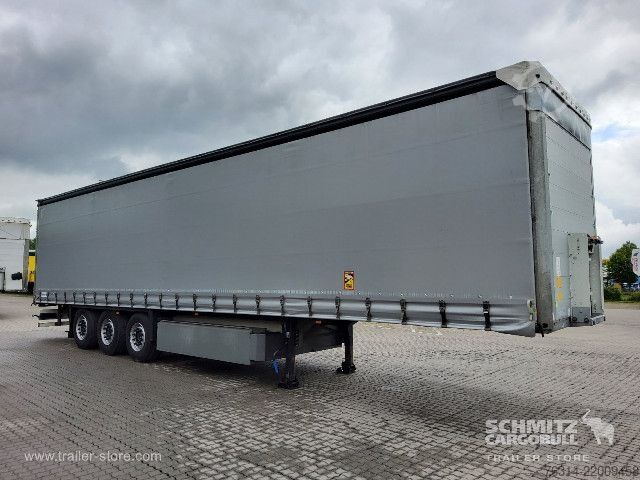 Auflieger mit Pritsche & Plane Schmitz Cargobull Curtainsider Standard Getränke