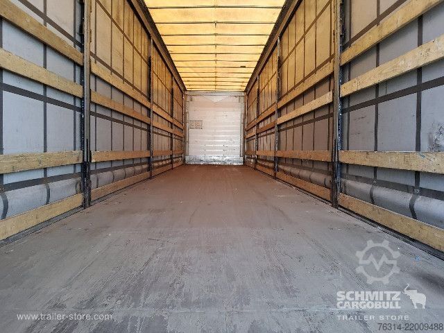 Open semitrailer with tarp Schmitz Cargobull Curtainsider Mega Getränke