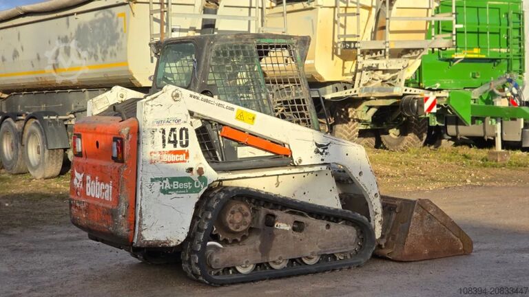 Laderaupe Bobcat T140