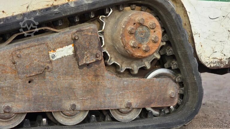 Laderaupe Bobcat T140