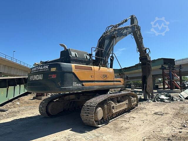Tracked Excavator Hyundai HX520AL