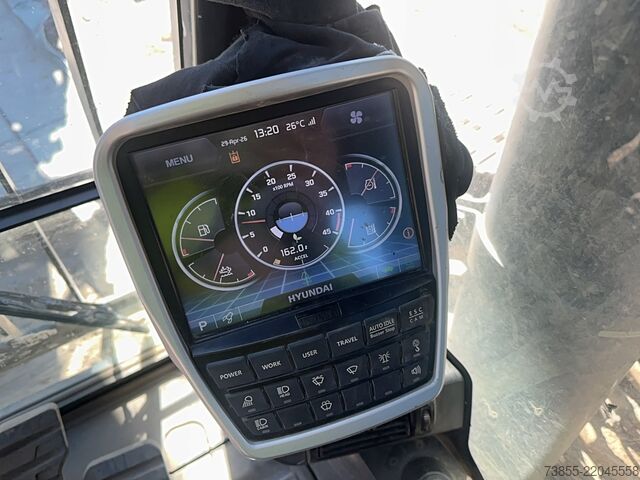 Tracked Excavator Hyundai HX520AL