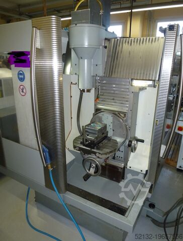 Universal machining center Deckel Maho DMU35M
