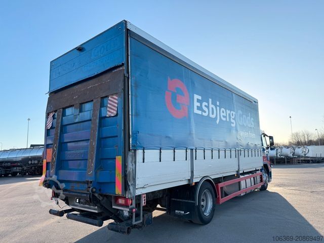 Flatbed truck with tarp VOLVO FM 330 4x2 7,7 m Curtainsider and Taillift