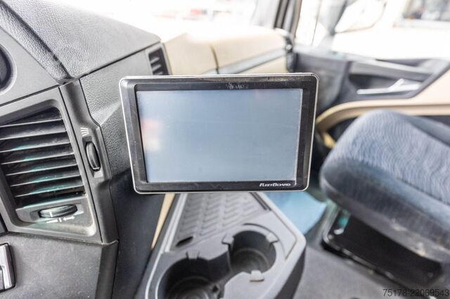 Standard tractor Mercedes-Benz ACTROS 1848 LS +VOITH