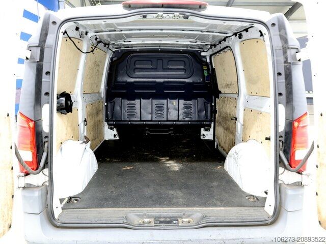 Customized van Mercedes-Benz Vito114 KA Kompakt ,Klima,Kamera,Tempomat