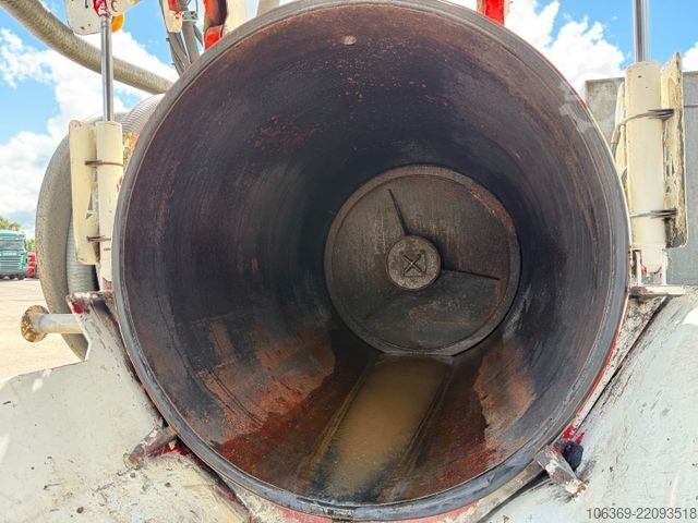 Vacuum tank truck MERCEDES-BENZ Atego 922 4x2 Hvidtved Larsen CityFlex204