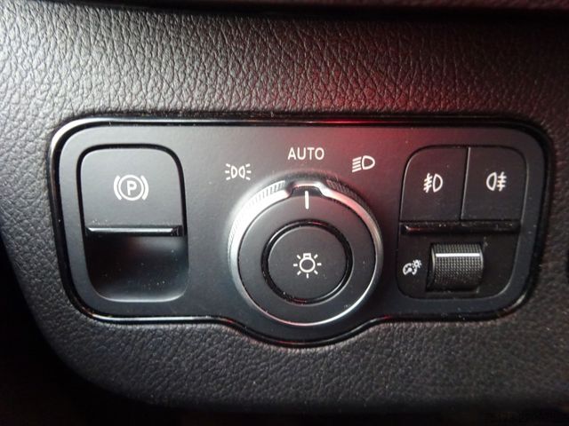 Panel van MERCEDES-BENZ Sprinter III Kasten FWD 315 CDI 9G-TRONIC ACC