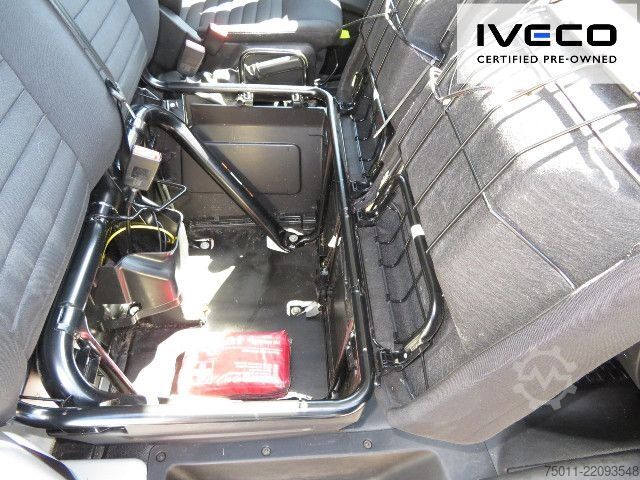 Box van IVECO Daily 35C16H Koffer/LBW Klima, Kamera