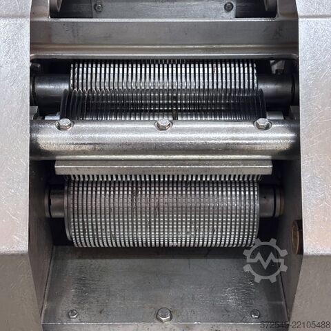 Vegetable dicer Urschel M
