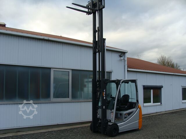 Forklift STILL RX 20 - 20 L TRIPLEX FREIHUB