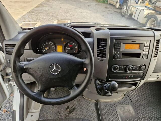 Box van Mercedes-Benz Sprinter 314 AIRCO / MANUEL/ NOUVEAU MOTEUR 320...
