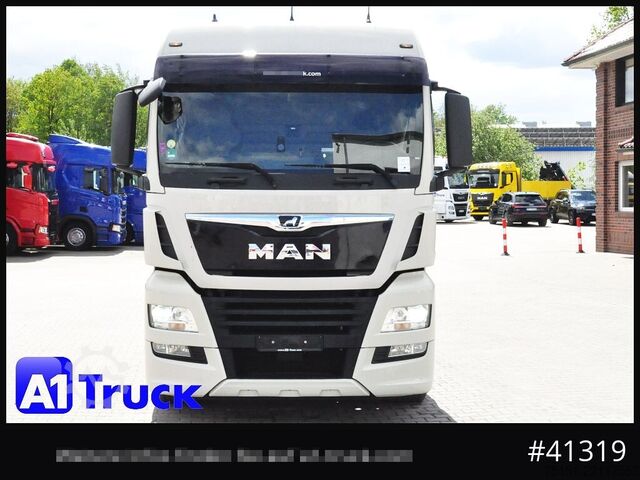 Standard tractor unit MAN TGX 18,500, ADR, Intarder, Standklima,