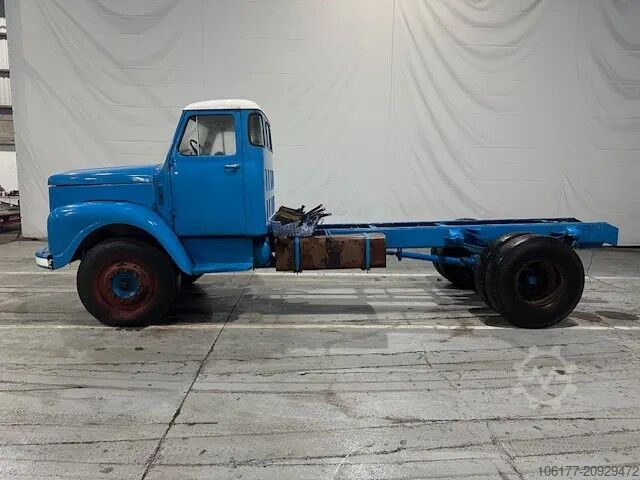 Fahrgestell mit Fahrerhaus Scania L 86 TORPEDO