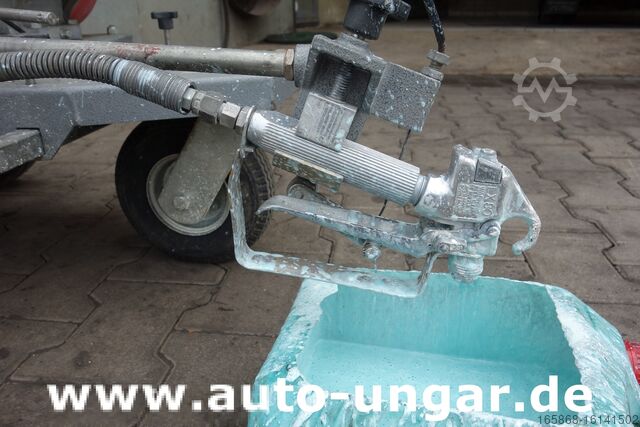 Baumaschine Titan Promark 690 Graco LineLazer Airless Road