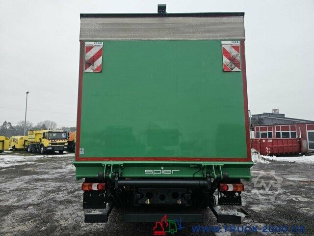 Box truck Mercedes-Benz Actros 1824 Koffer 7,30 m LBW 2t. MBUX 1.Hand