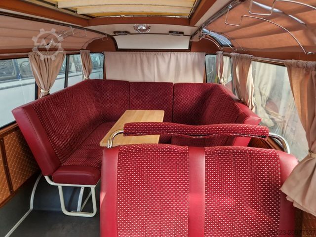 Kleinbus MERCEDES-BENZ Vorgänger Sprinter O 319 Samba mit Faltdach AC