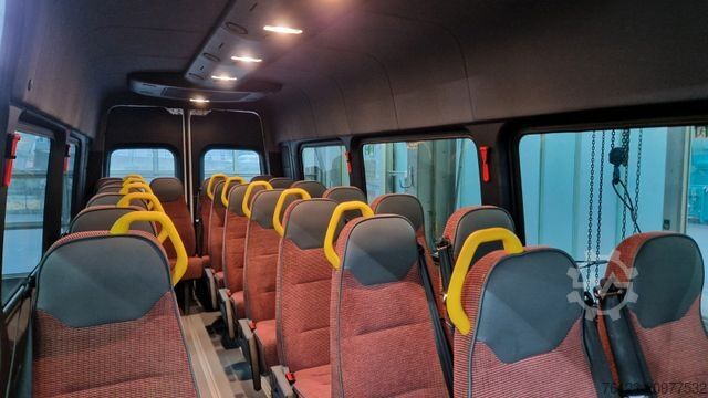 Kleinbus MERCEDES-BENZ Sprinter Lord Light 22 Sitzer 5 x Lagerfahrzeug
