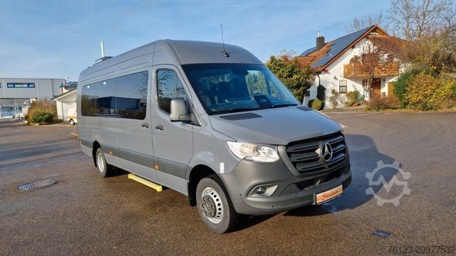 Kleinbus MERCEDES-BENZ Sprinter Lord Light 22 Sitzer 5 x Lagerfahrzeug