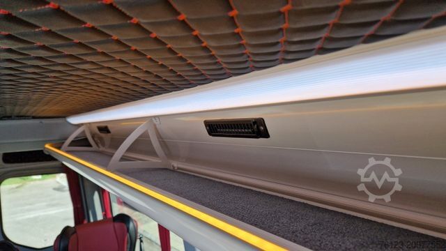 Kleinbus MERCEDES-BENZ Sprinter 315 Tourer 9 SS  VIP Systemboden Stock