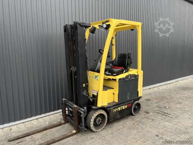 Electric 4-wheel forklift Hyster E2.0XN