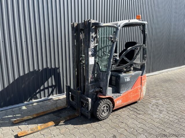 Electric 3-wheel forklift Toyota 8FBEK16T