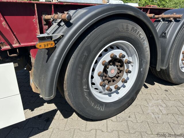 Containertransport Schmitz Cargobull SCF 24 G EURO / Multi  Container Chassis / Lift...