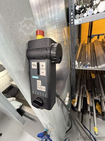 CNC-Bearbeitungszentrum DECKEL MAHO DMU 50
