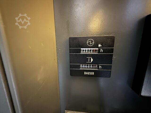 CNC-Bearbeitungszentrum DECKEL MAHO DMU 50