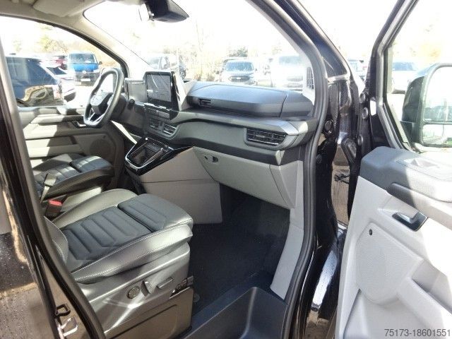 Kleinbus FORD Tourneo Custom Titanium X BEV 340L1 AHK Pano B&O