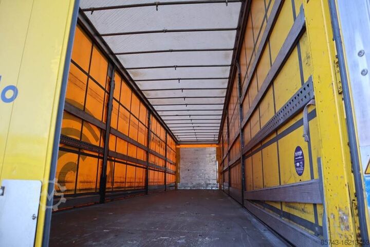 Curtain sided Schmitz Cargobull SCB3ST CoC Documents, TuV Loading Certif