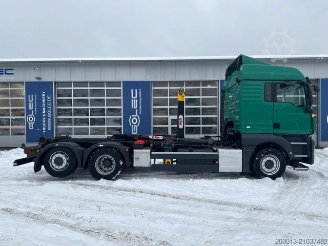 Roll-off tipper truck MAN TGX 26.440 Abrollkipper HYVA 20.60.S