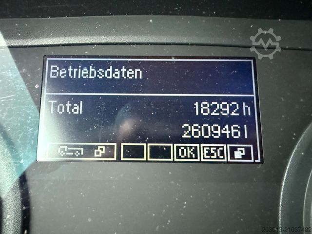 Roll-off tipper truck MAN TGX 26.440 Abrollkipper HYVA 20.60.S