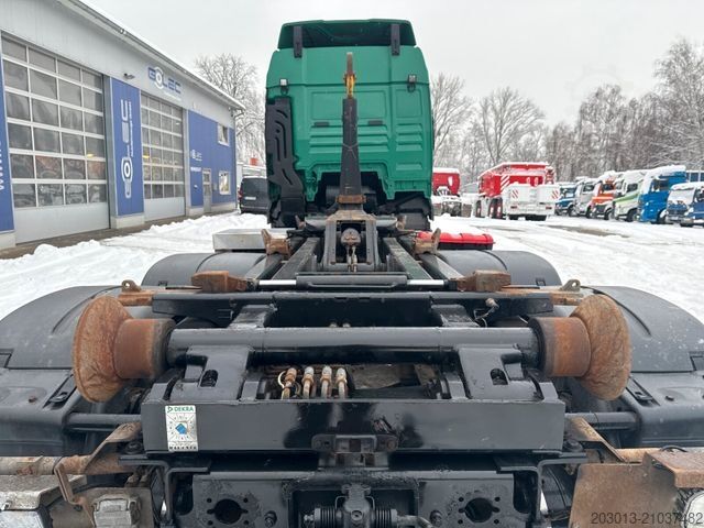 Roll-off tipper truck MAN TGX 26.440 Abrollkipper HYVA 20.60.S