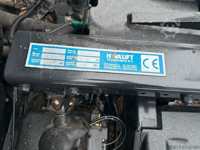 Roll-off tipper truck MAN TGX 26.440 Abrollkipper HYVA 20.60.S