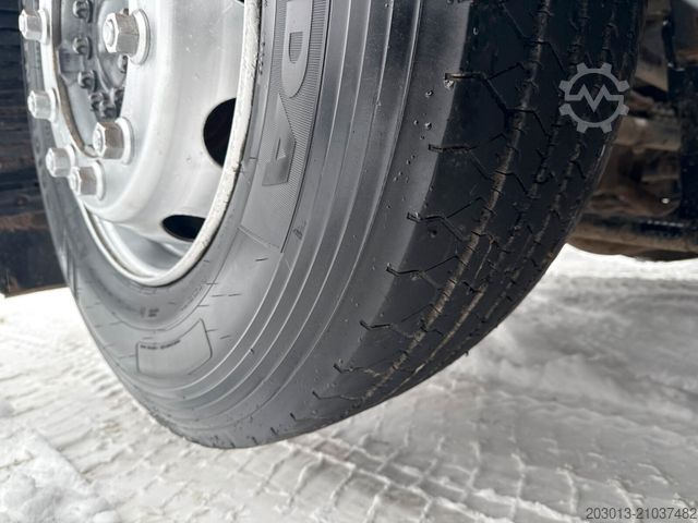 Abrollkipper MAN TGX 26.440 Abrollkipper HYVA 20.60.S