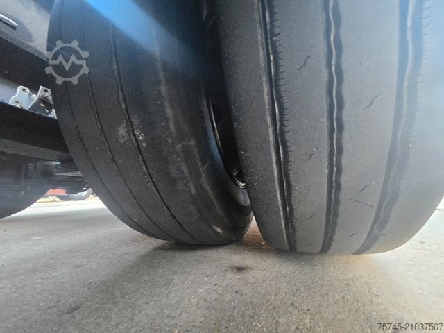 Volumen SZM MERCEDES-BENZ ACTROS 1853 * LEDER  * VOLL * GIGASPACE * LOHR *