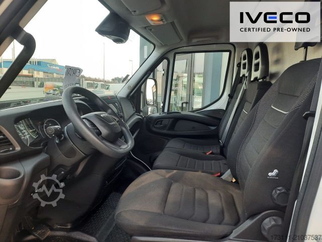 Transporter mit Koffer IVECO Daily 70C18HA8/P / Koffer / LBW / Klima