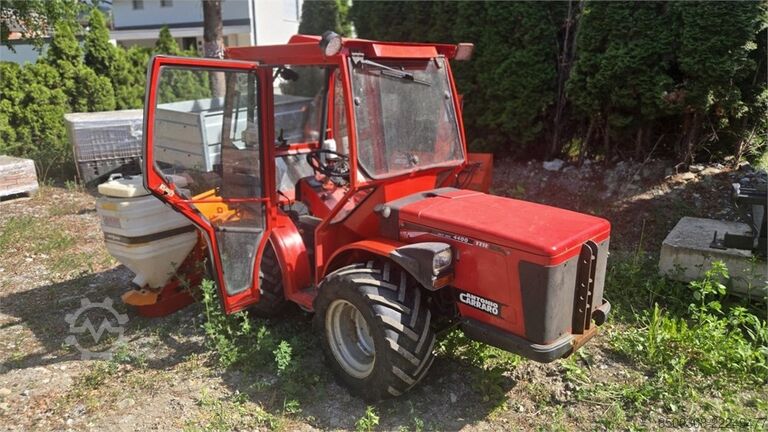 Tool carrier / municipal tractor with 4WS (four-wheel steering) with Antonio Carraro TTR 4400 HST
