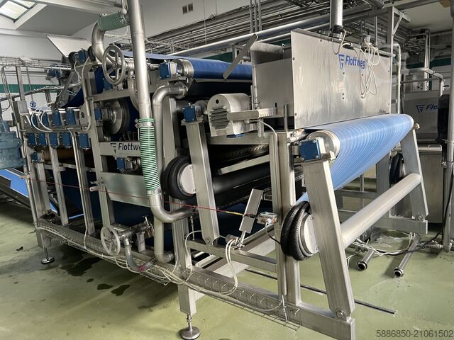 FLOTTWEG Obstverarbeitungslinie mit Presse  