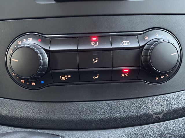 Kastenwagen Mercedes-Benz Vito 116 CDI Kasten  Klima,AHK, Sortimo-Ausbau