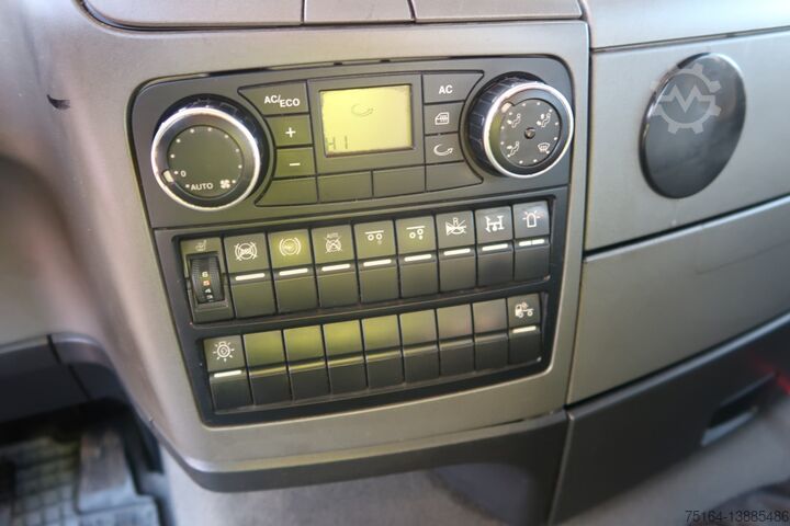 Flatbed open MAN TGS 26.320 6x2-2 BL