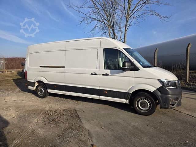 High top van VOLKSWAGEN Crafter 3,5 to, 1+2 Sitzer, AHK, 6 Gang man Scha