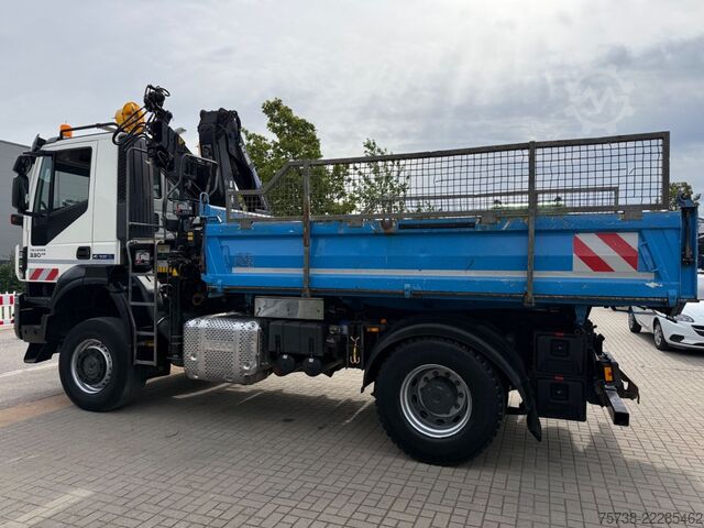 Kipper LKW IVECO Trakker 330 4x4 Meiller Kipper+Hiab 088B-2 Funk