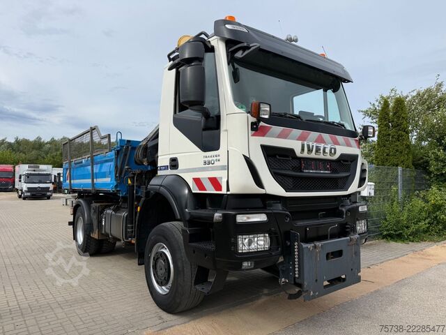 Dreiseitenkipper LKW IVECO Trakker 330 4x4 Meiller Kipper+Hiab 088B-2 Funk