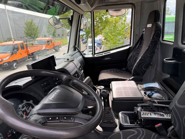 Dreiseitenkipper LKW IVECO Trakker 330 4x4 Meiller Kipper+Hiab 088B-2 Funk