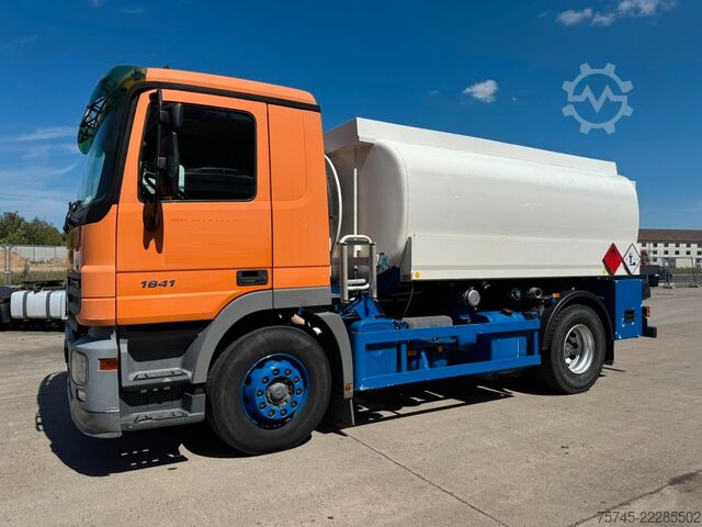 LKW mit Tankaufbau MERCEDES-BENZ ACTROS 1841 * TANKWAGEN * EPS*ESTERER*OBEN UNTEN